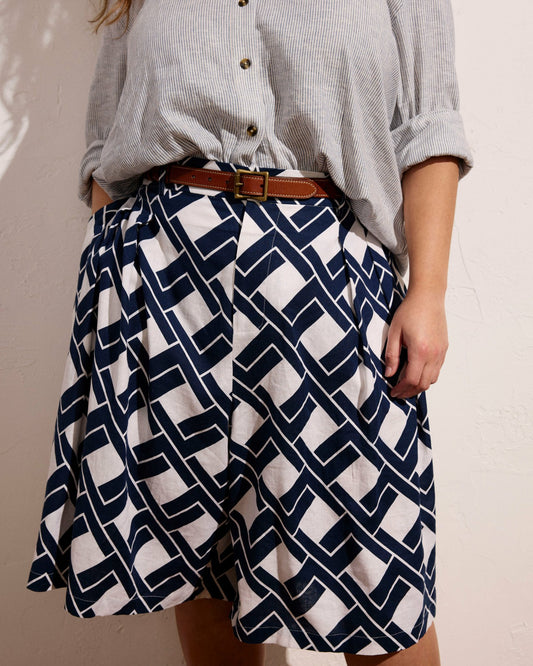 Seaport Tailored Linen Blend Short - Geometrica Print | Universal Standard