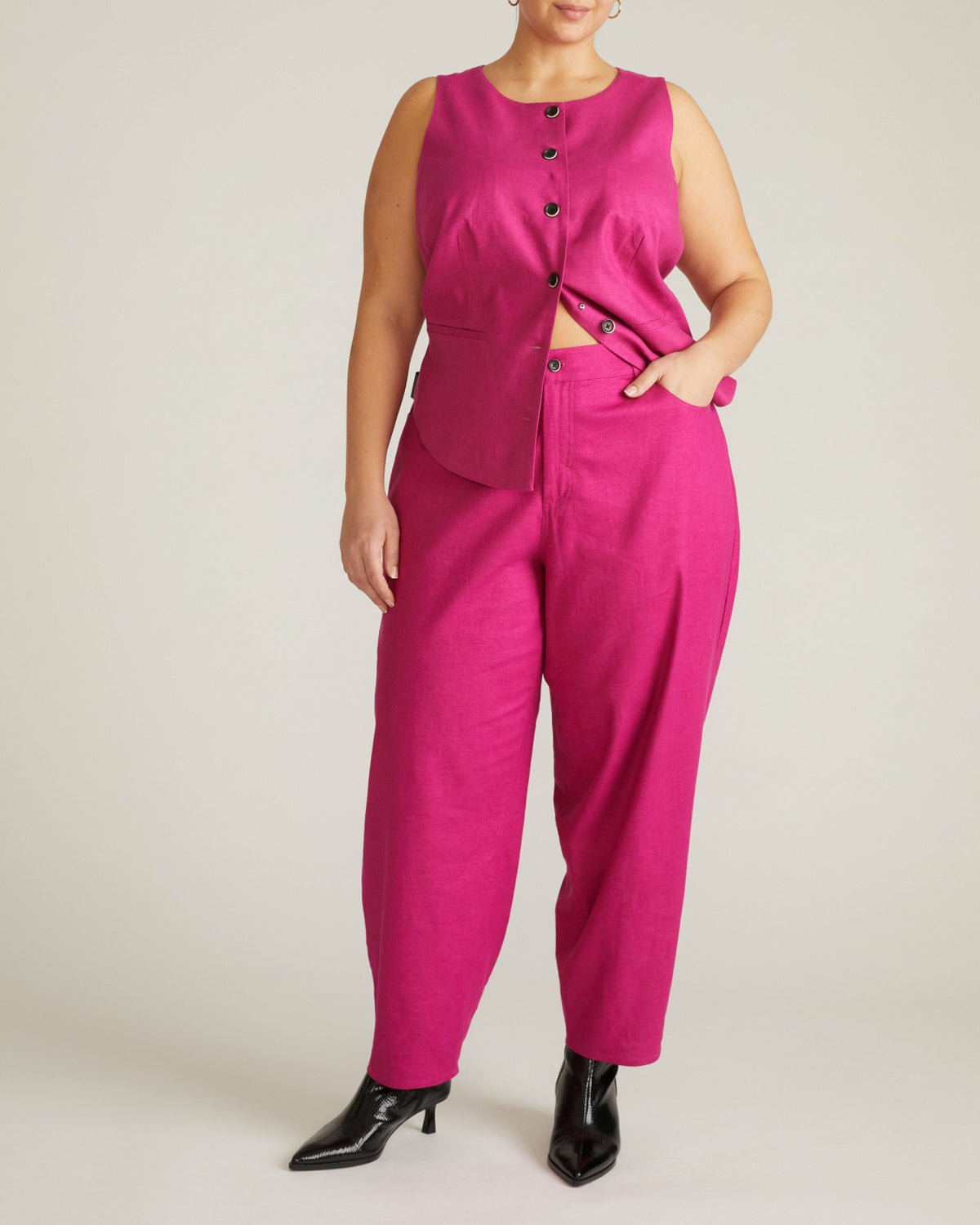 Lou Barrel Leg Linen Blend Pants - Hyper Pink | Universal Standard