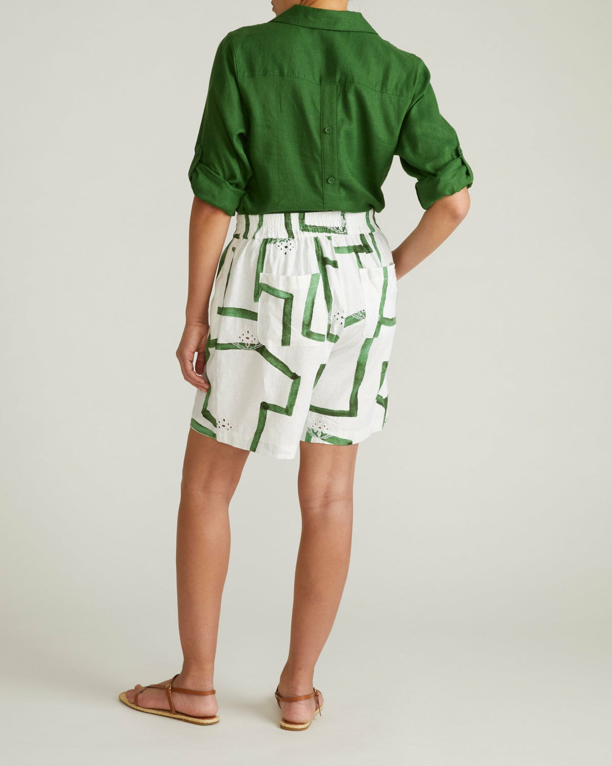Juniper Linen Blend Easy Pull-On Shorts - Green Paint Print | Universal Standard