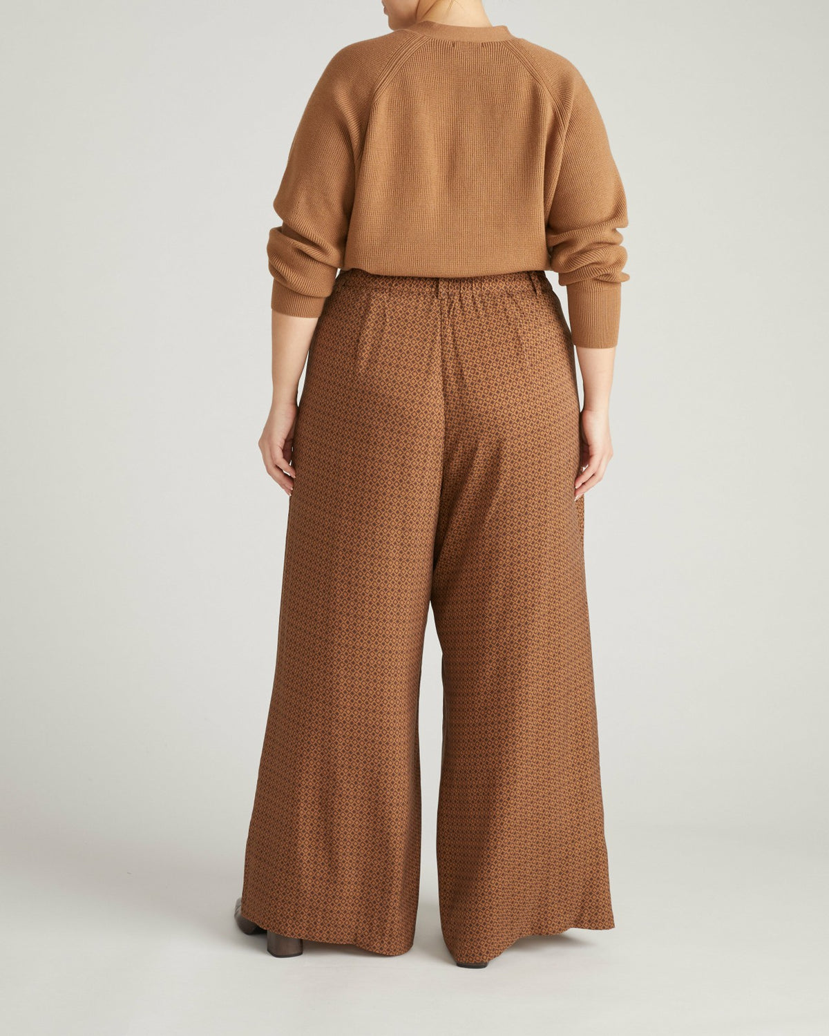 Palais Cooling Cupro Wide Leg Pant - Brown Hacienda Print | Universal Standard