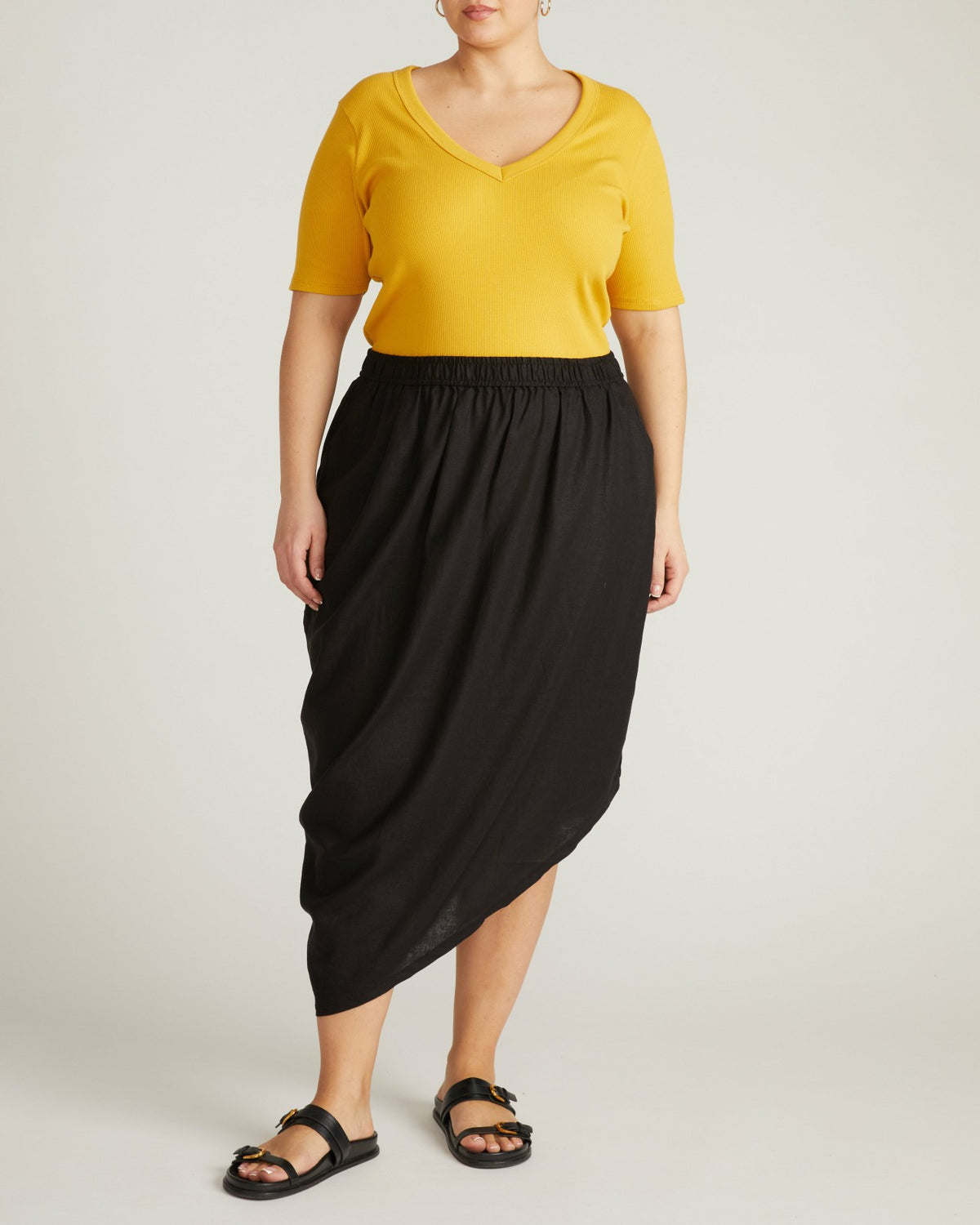 Geneva Linen Blend Skirt - Black | Universal Standard