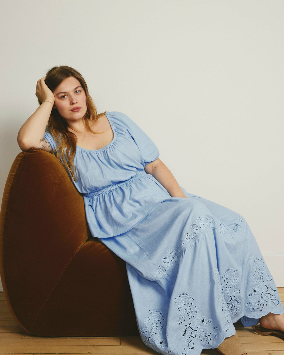 Tosca Embroidered Linen Blend Maxi Skirt - Cielo Blue | Universal Standard