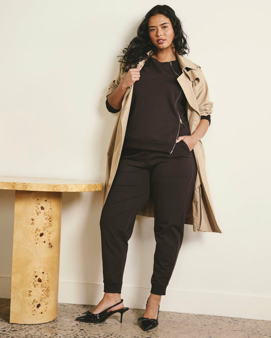 Selma French Terry Jogger - Deep Brown | Universal Standard