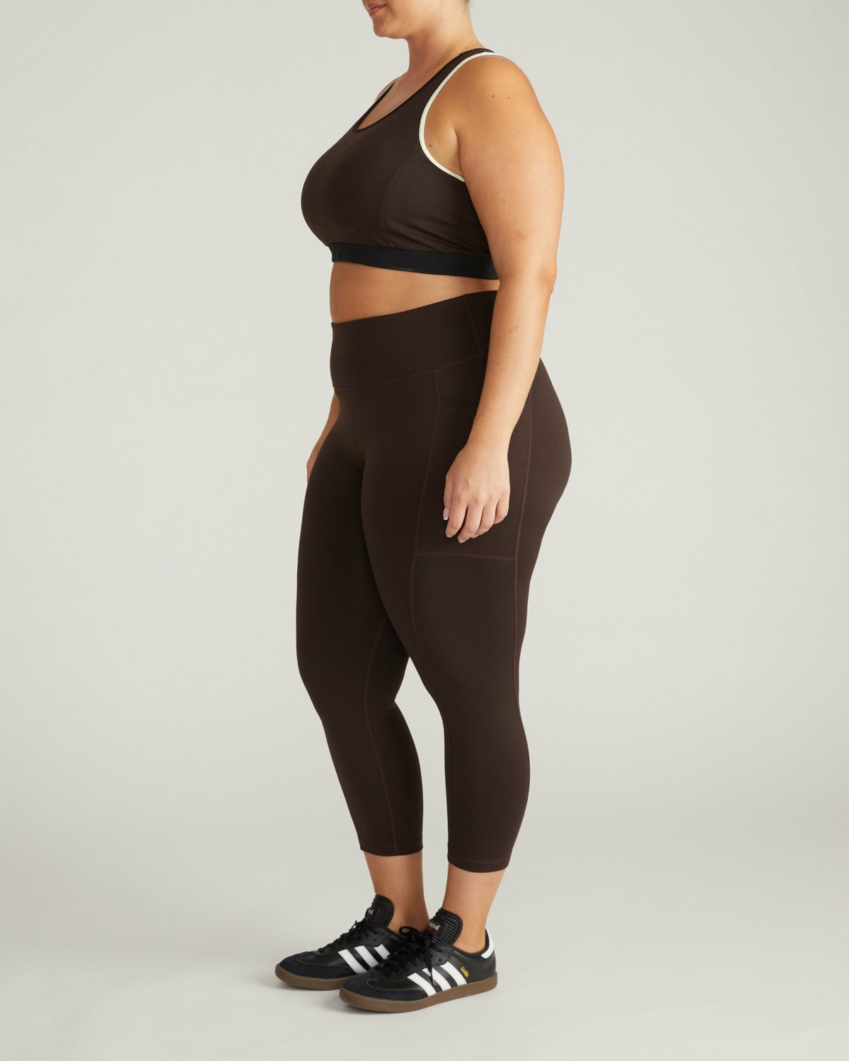 Next-to-Naked Cropped Pocket Legging - Deep Brown | Universal Standard