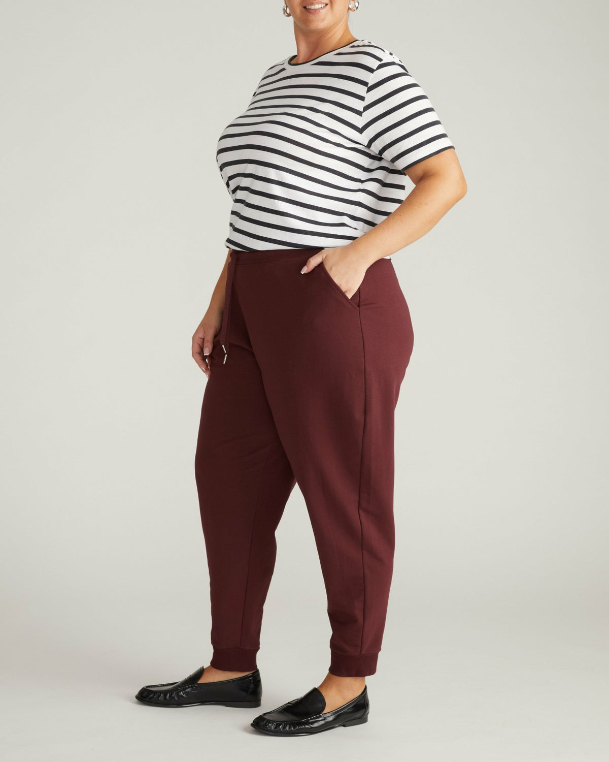 Selma French Terry Jogger - Black Cherry | Universal Standard