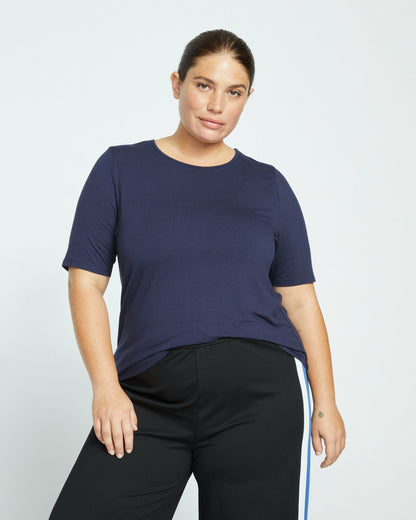 Lily Liquid Jersey Crew Neck Stovepipe Tee - Midnight | Universal Standard