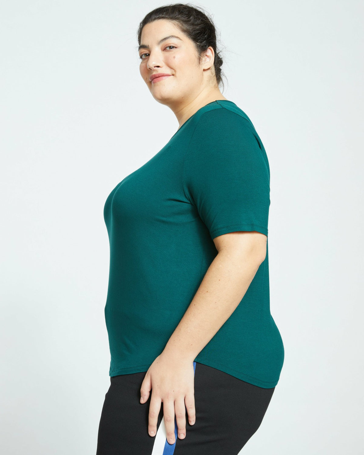 Lily Liquid Jersey Crew Neck Stovepipe Tee - Forest Green | Universal Standard