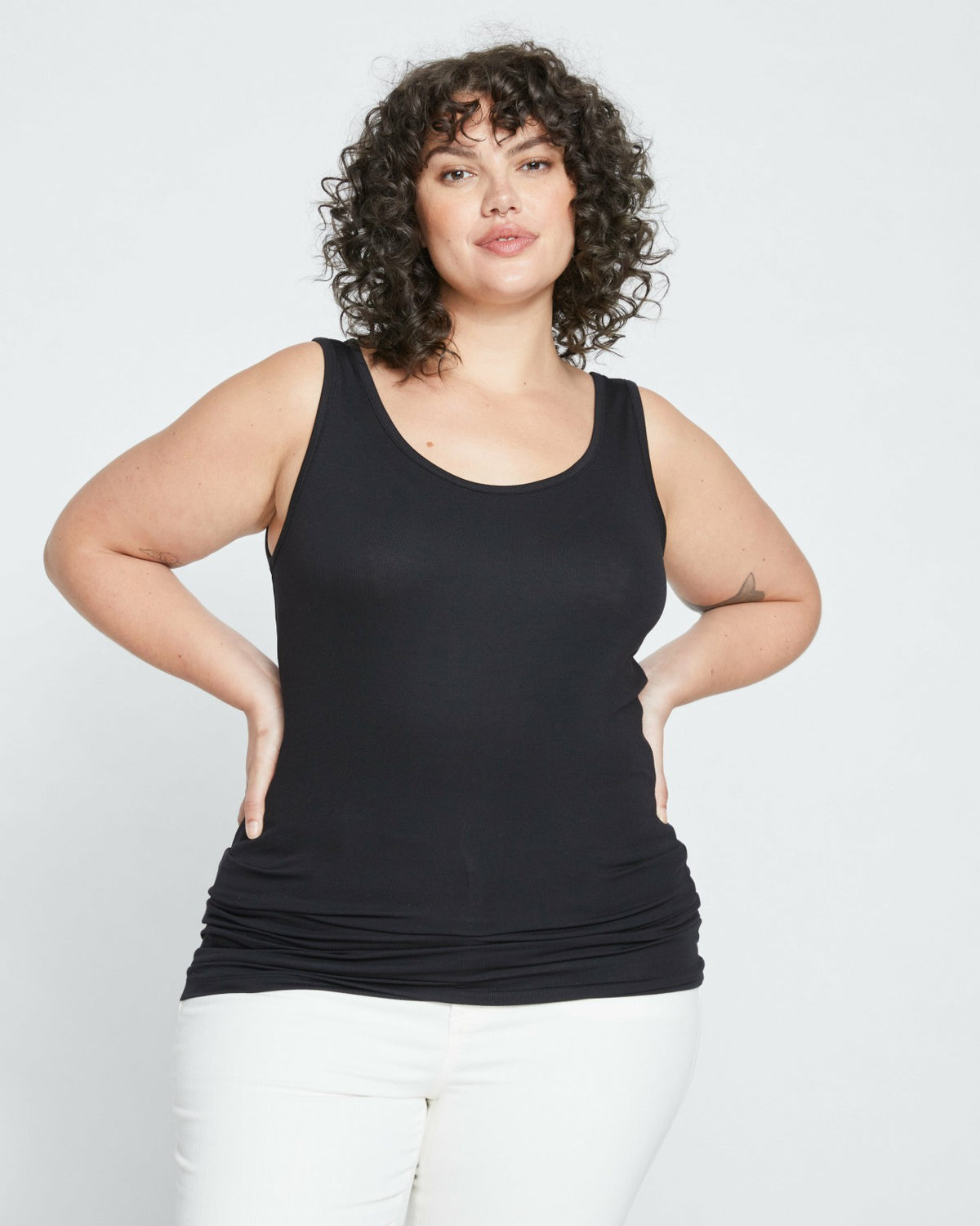 Cloud Rib Tank - Black | Universal Standard