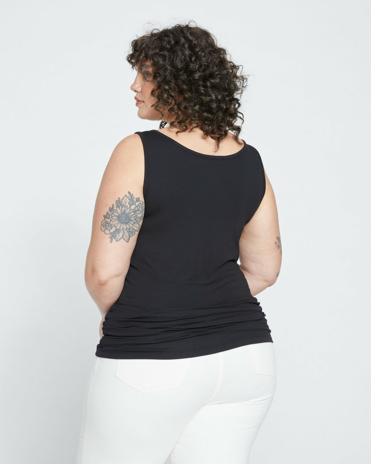 Cloud Rib Tank - Black | Universal Standard