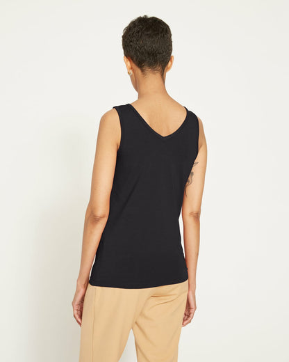 Double V Tank - Black | Universal Standard