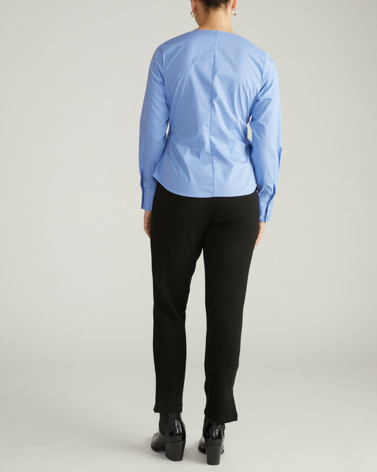 Beacon Stretch Poplin Wrap Shirt - Soft Blue | Universal Standard