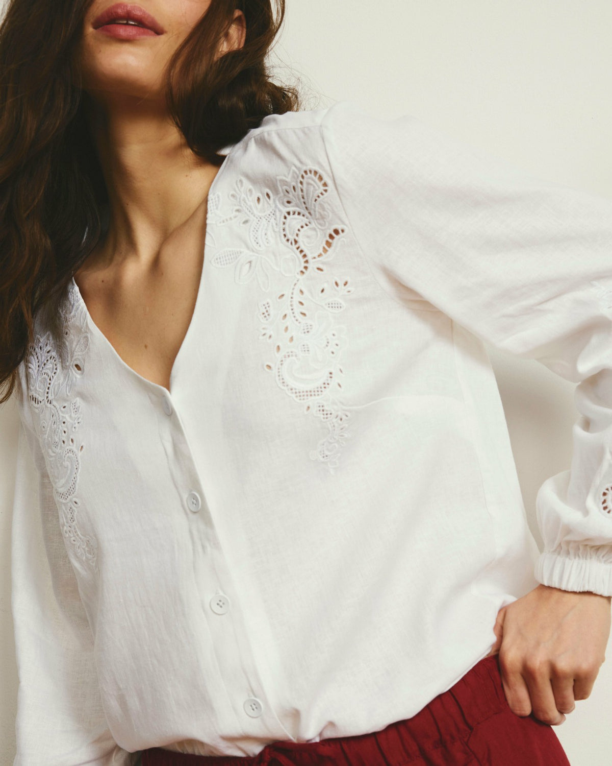 Frances Embroidered Linen Blend Blouse - White | Universal Standard