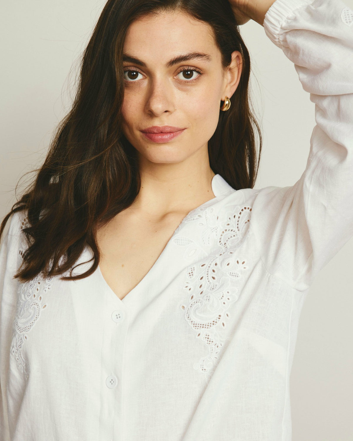 Frances Embroidered Linen Blend Blouse - White | Universal Standard