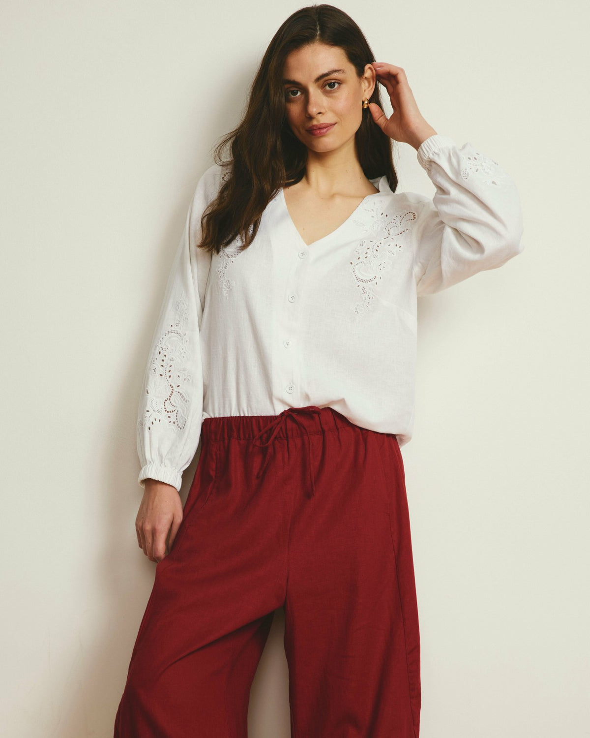 Frances Embroidered Linen Blend Blouse - White | Universal Standard