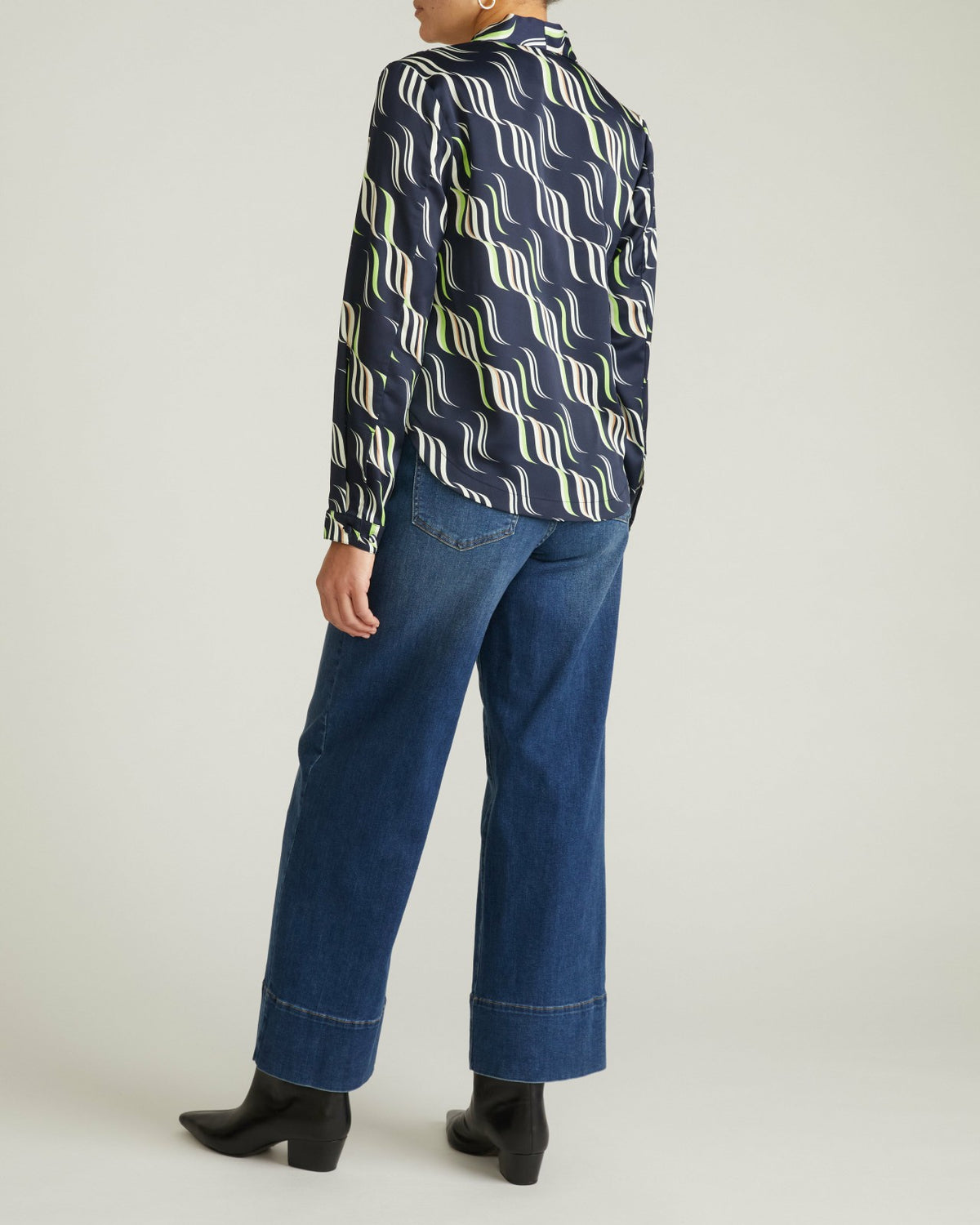 Cambria Soft Satin Blouse - Paddington Ribbon Print | Universal Standard