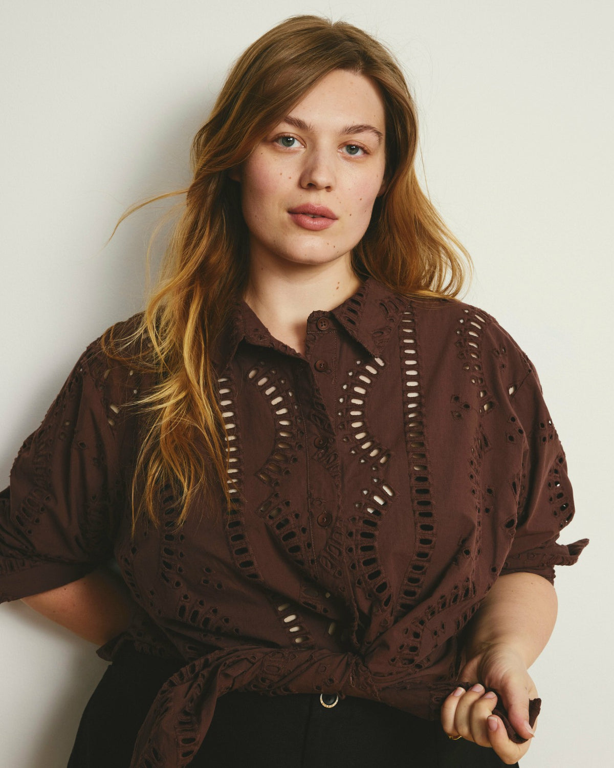 The Embroidered Artist Poplin Shirt - Peppercorn | Universal Standard