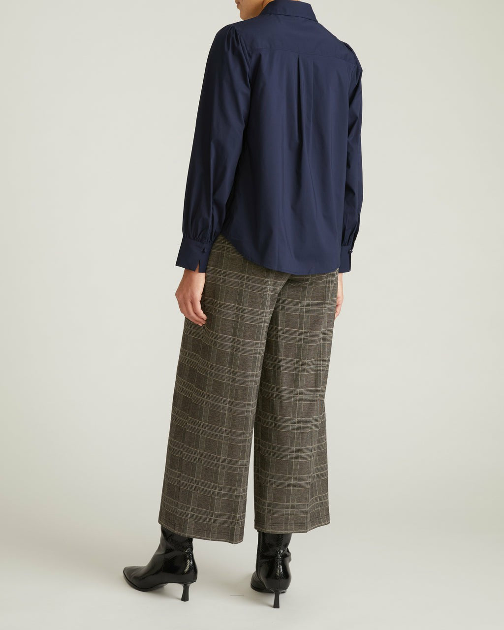 Janet Tie-Neck Cotton Poplin Shirt - Navy | Universal Standard