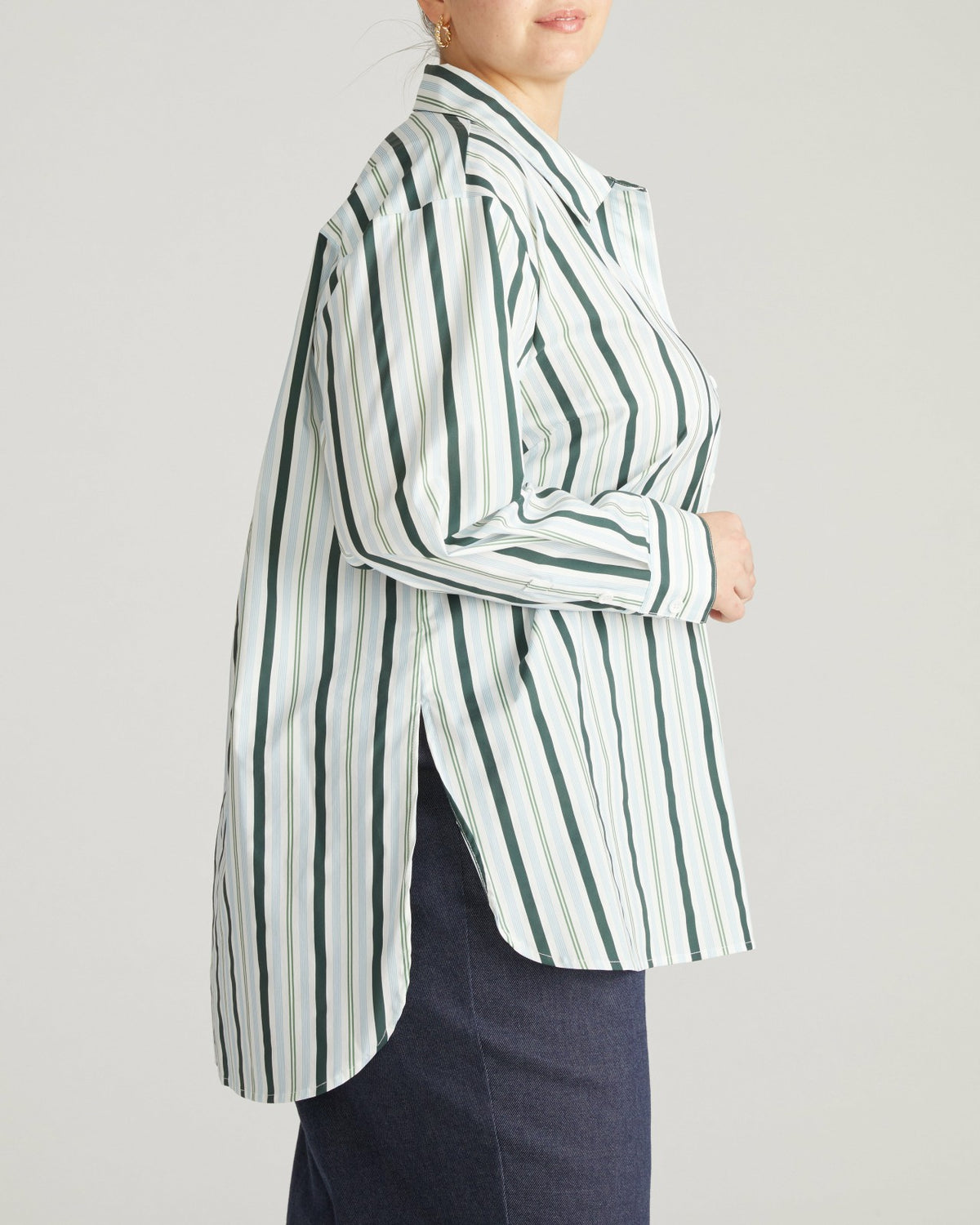 The Artist Poplin Shirt - Forest Green Multi Stripe | Universal Standard