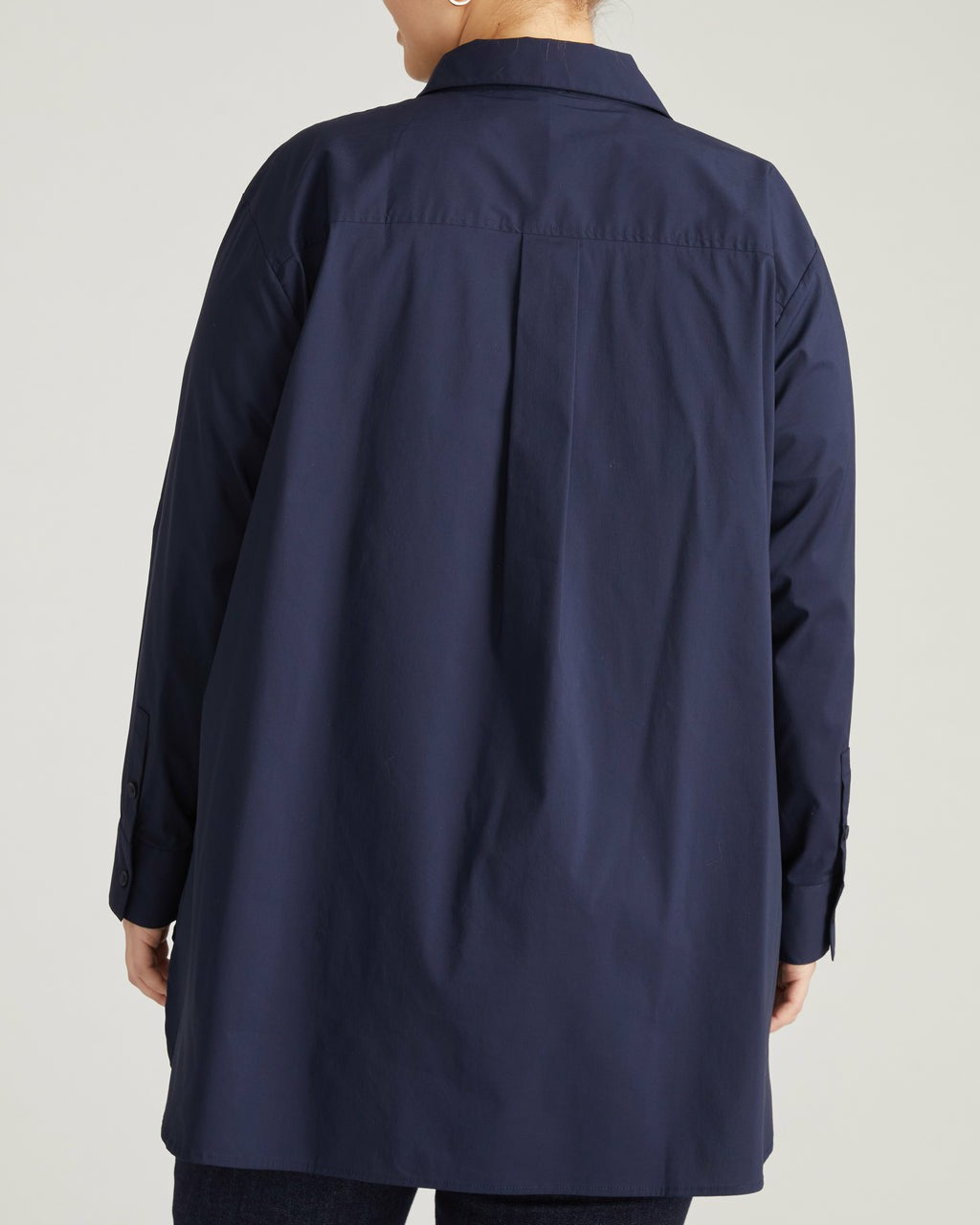 The Artist Poplin Shirt - Navy | Universal Standard