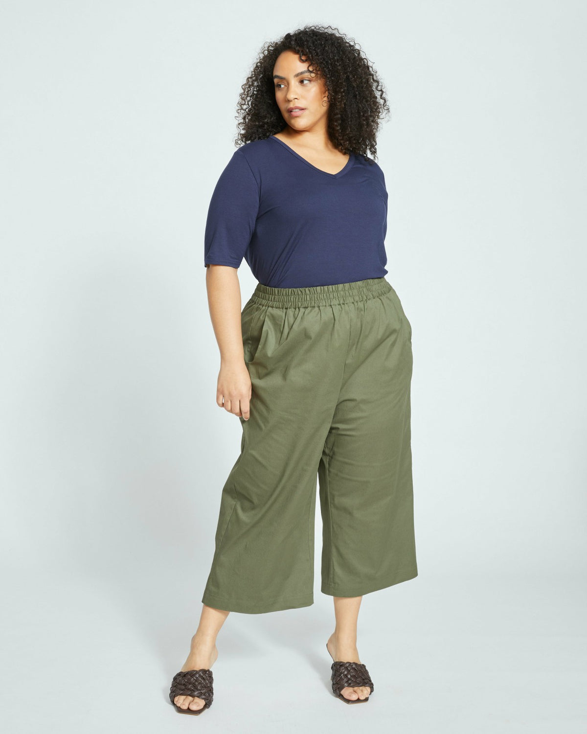 Lily Liquid Jersey V-Neck Stovepipe Tee - Midnight | Universal Standard