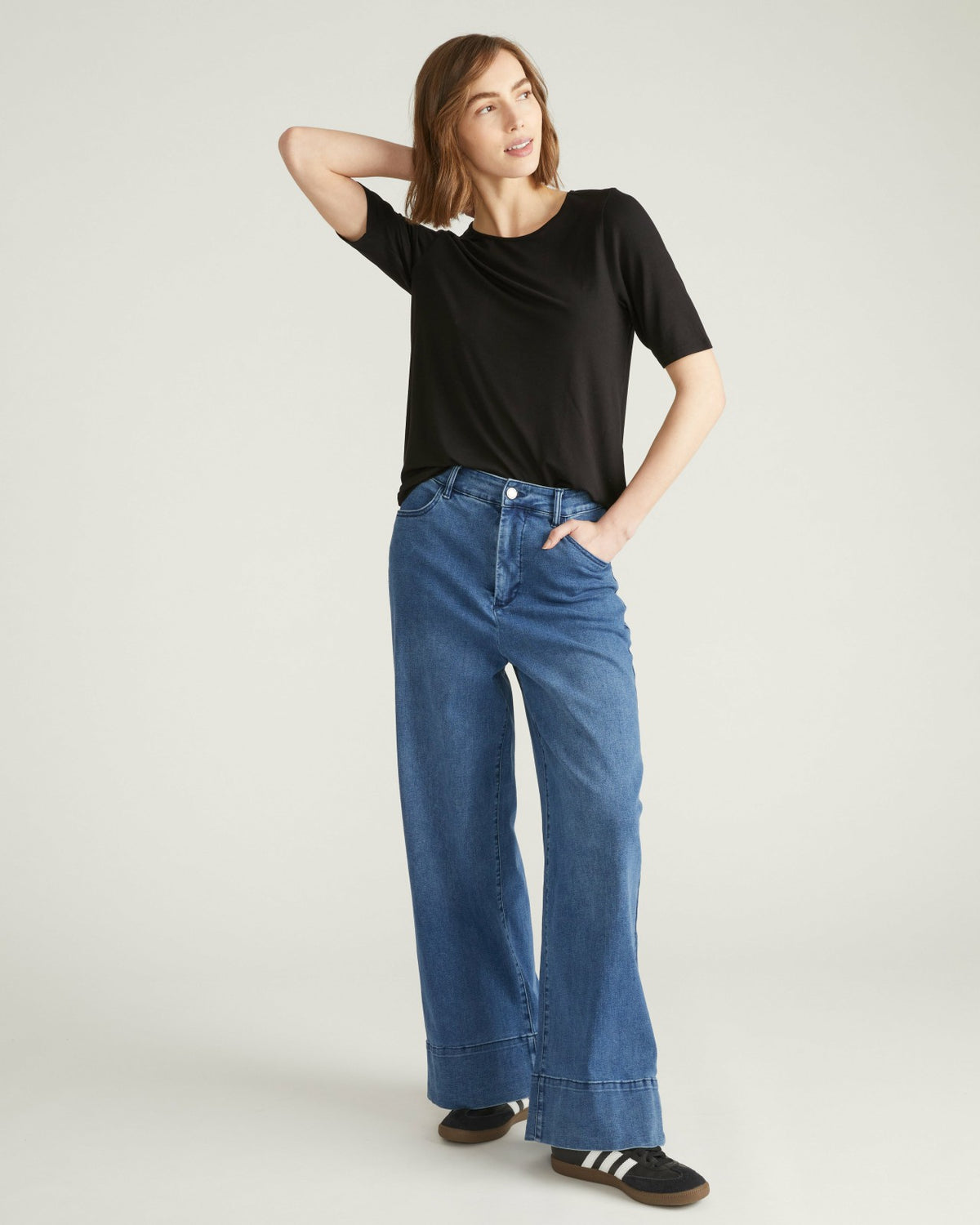 Lily Liquid Jersey Crew Neck Stovepipe Tee - Black | Universal Standard