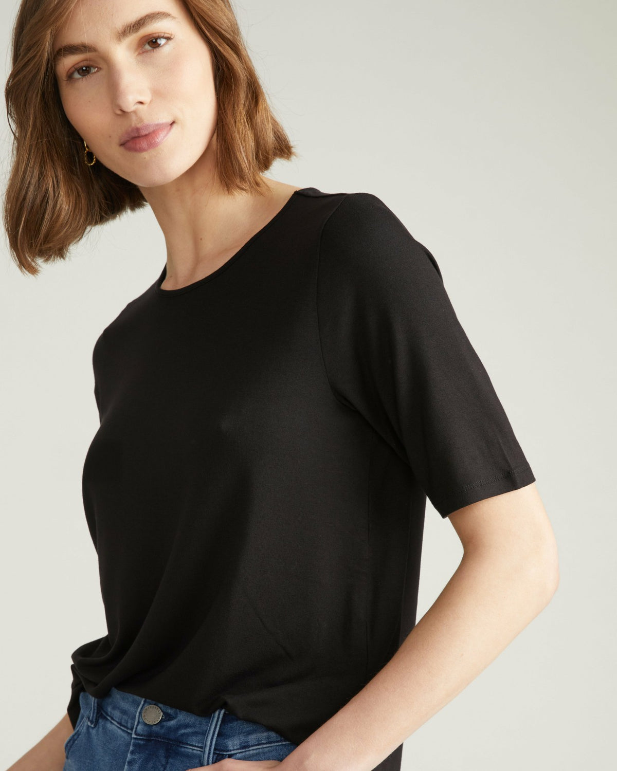 Lily Liquid Jersey Crew Neck Stovepipe Tee - Black | Universal Standard