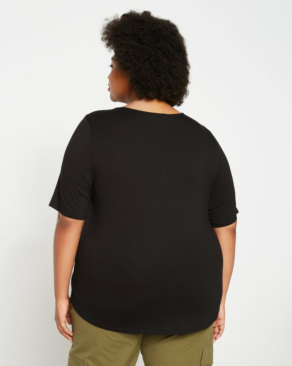 Lily Liquid Jersey Crew Neck Stovepipe Tee - Black | Universal Standard