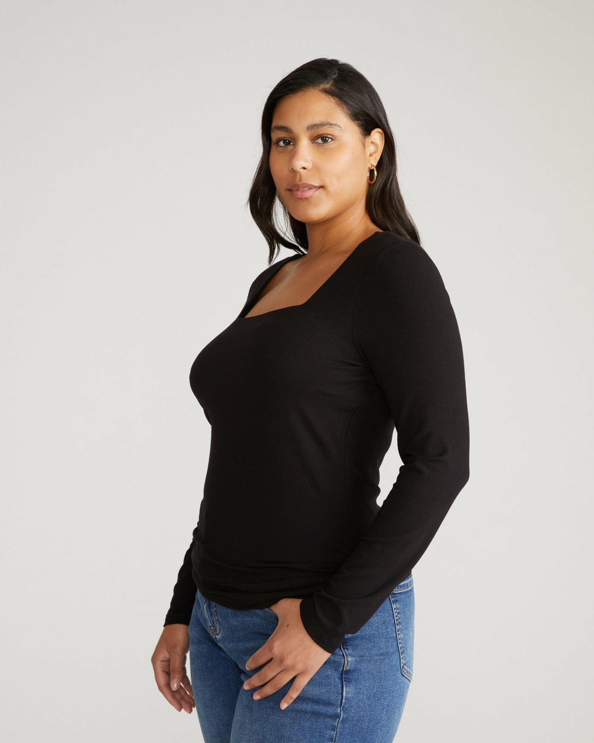 Agatha Liquid Jersey Top - Black | Universal Standard
