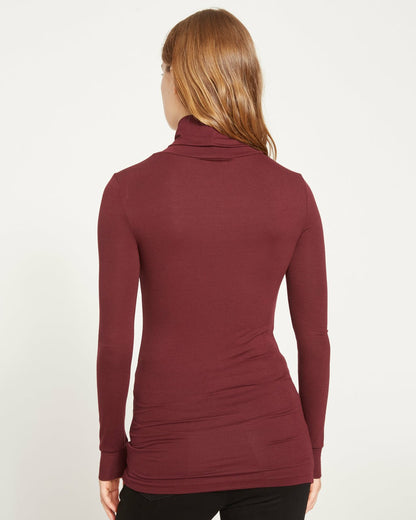 Cloud Rib Turtleneck - Black Cherry | Universal Standard