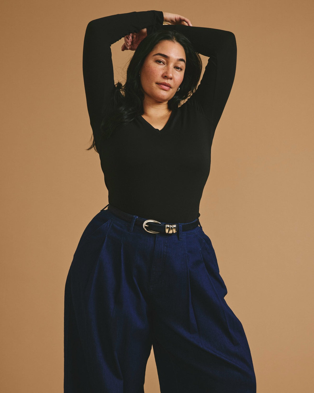 Cloud Rib Long Sleeve V-Neck Tee - Black | Universal Standard