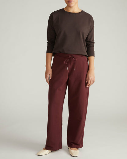 Lauren Classic Sweatshirt - Deep Brown | Universal Standard