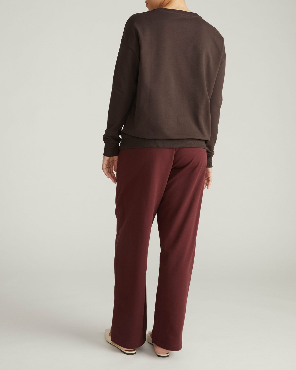 Lauren Classic Sweatshirt - Deep Brown | Universal Standard