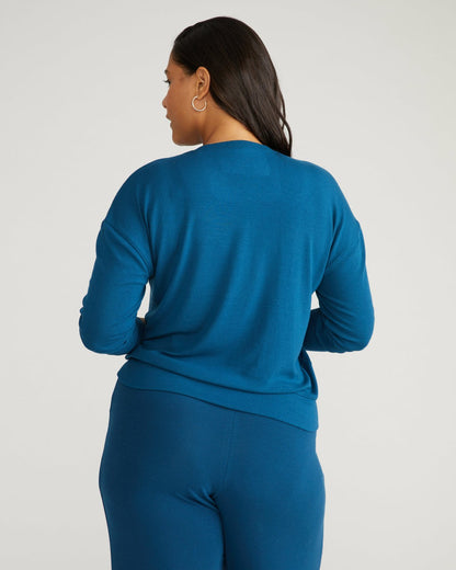 TravelKnit Sweatshirt - Blue Teal | Universal Standard