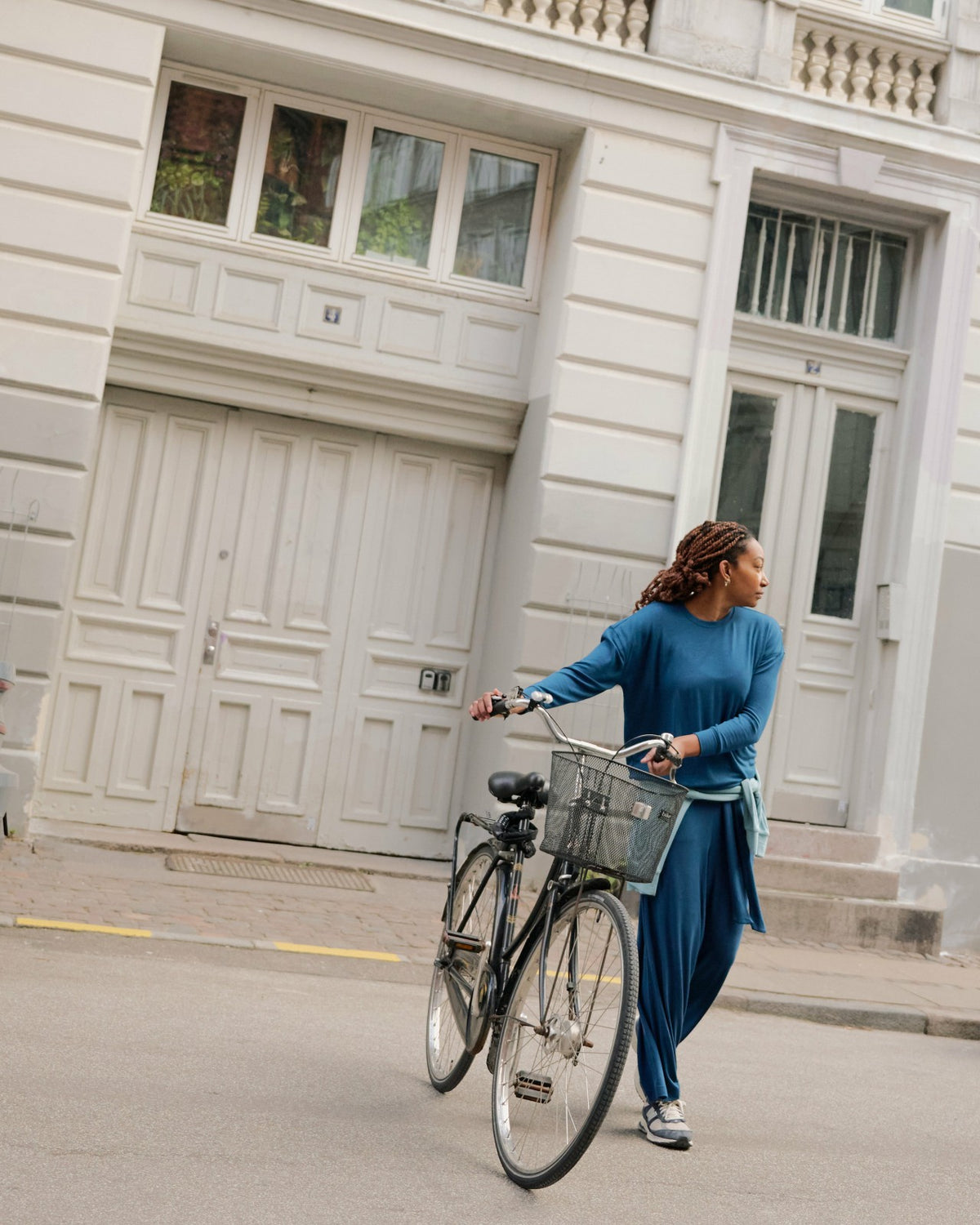 TravelKnit Sweatshirt - Blue Teal | Universal Standard