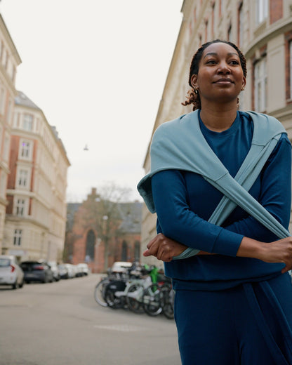 TravelKnit Sweatshirt - Blue Teal | Universal Standard
