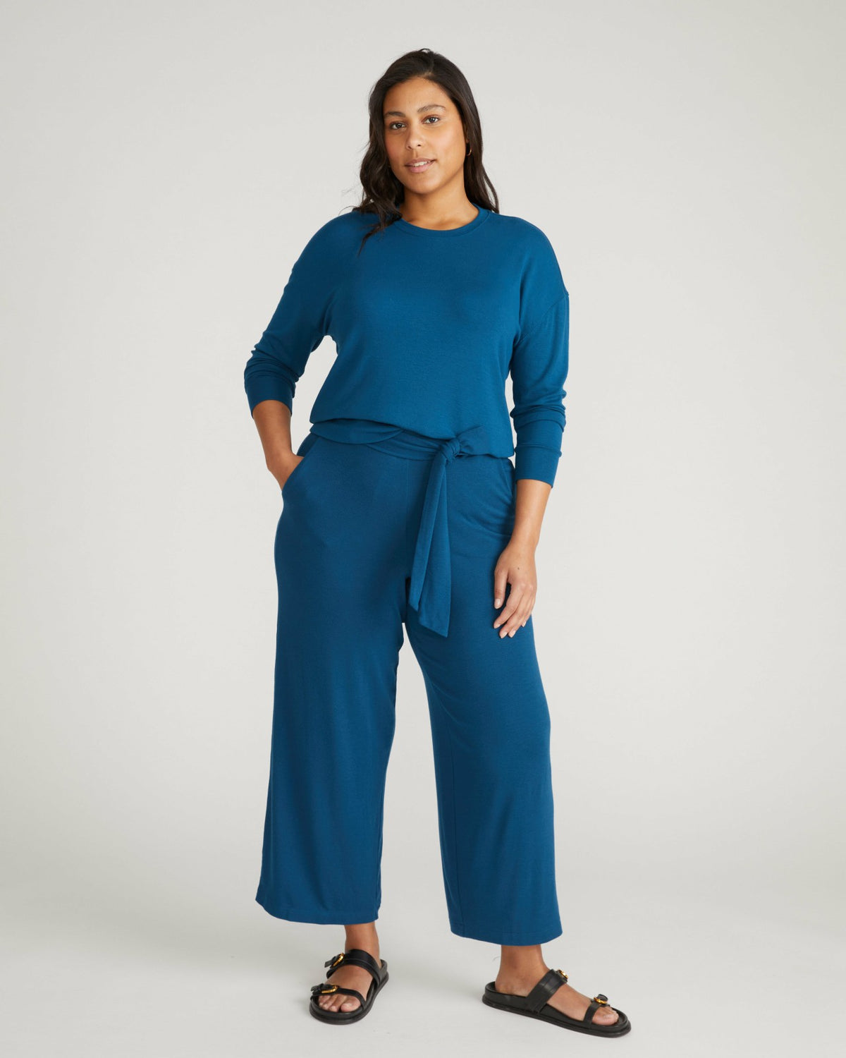 TravelKnit Sweatshirt - Blue Teal | Universal Standard
