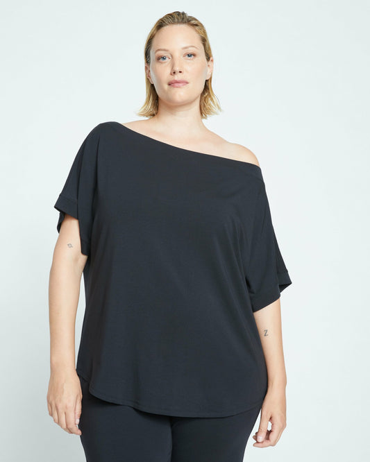 UltimateS Dolci Short Sleeve Top - Black | Universal Standard