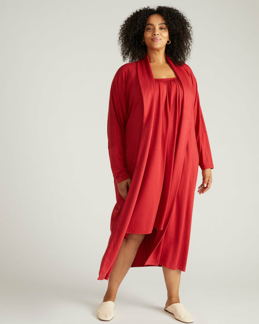 Daphne Lounge Robe - Raspberry | Universal Standard