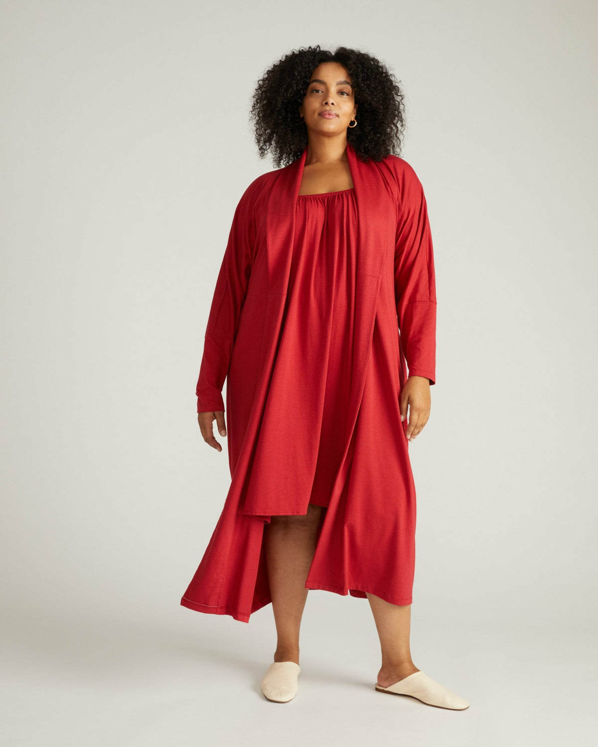 Daphne Lounge Robe - Raspberry | Universal Standard