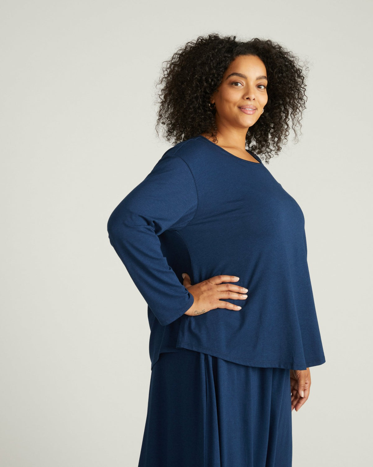 Pina Long Sleeve Lounge Tee - Pageant Blue | Universal Standard