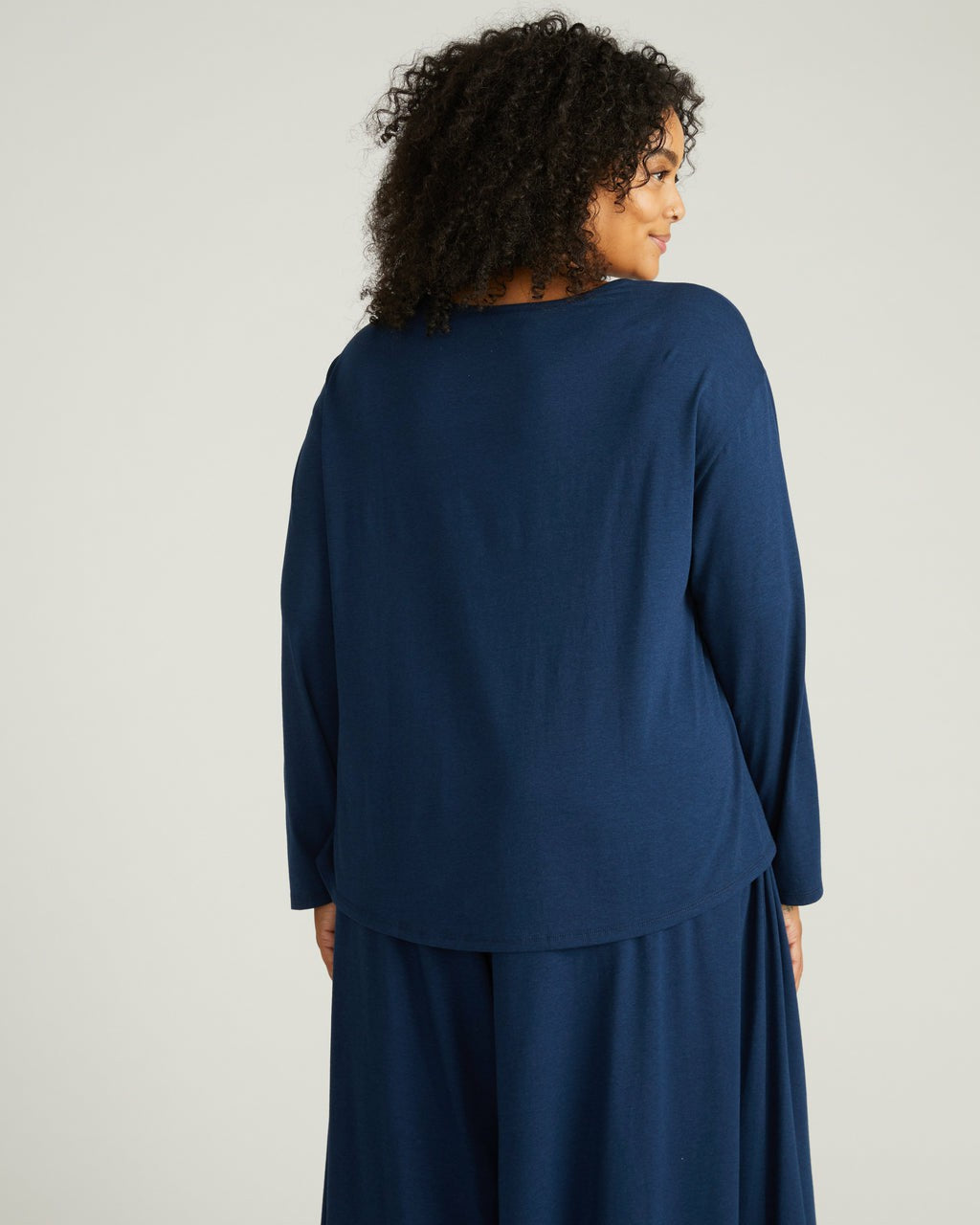Pina Long Sleeve Lounge Tee - Pageant Blue | Universal Standard