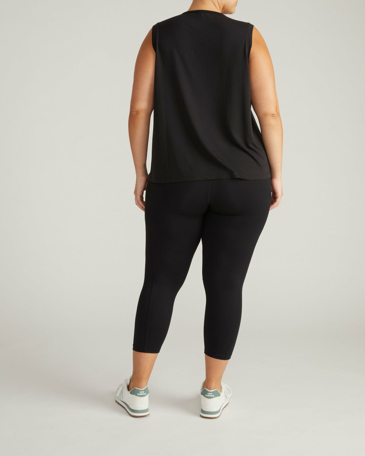Mia Movement Tank - Black | Universal Standard