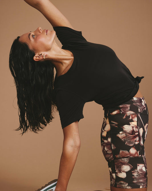 Mia Movement Tee - Deep Brown | Universal Standard