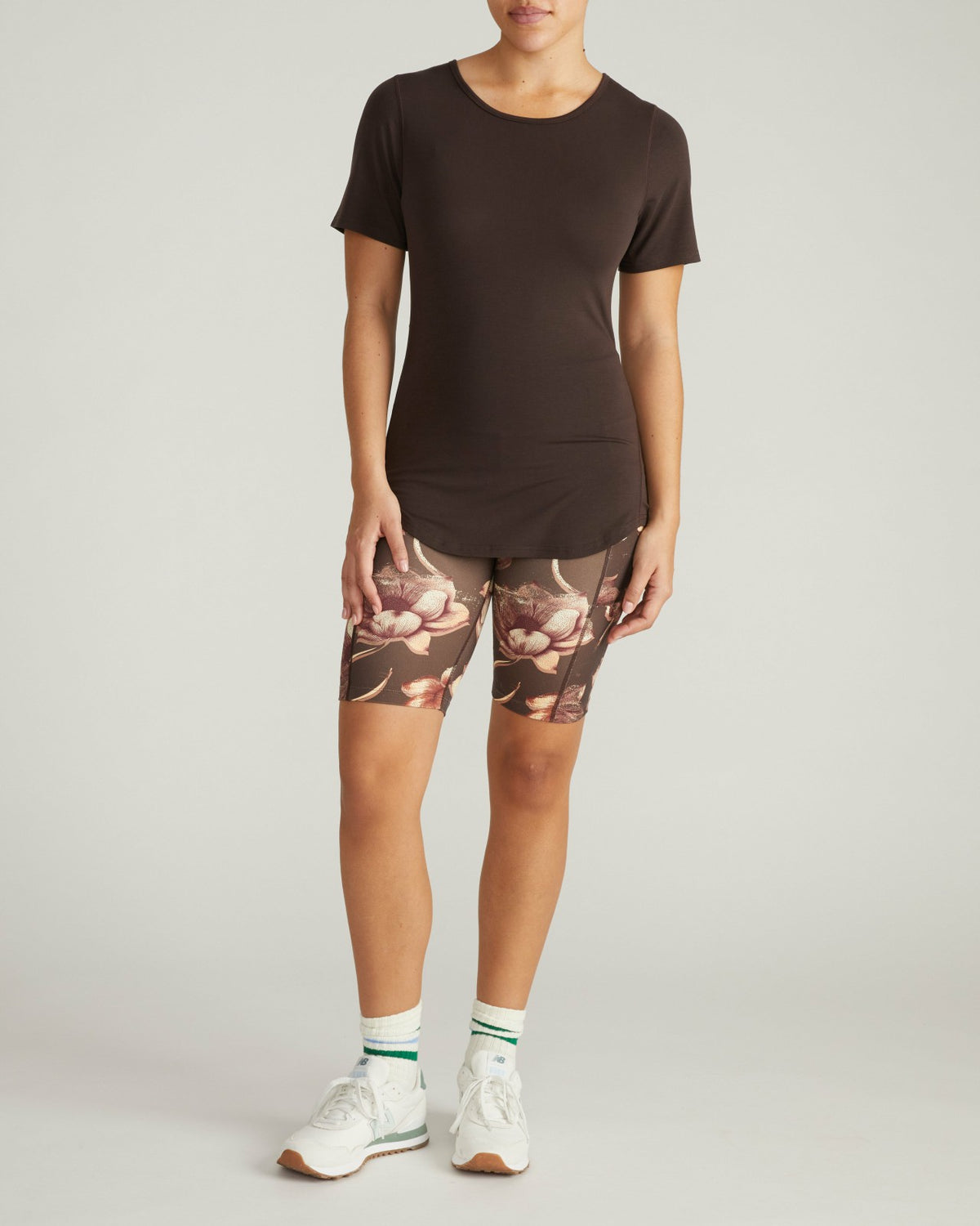 Mia Movement Tee - Deep Brown | Universal Standard
