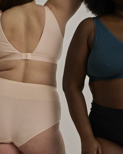 UltimateS Lounge Bra - Peach | Universal Standard