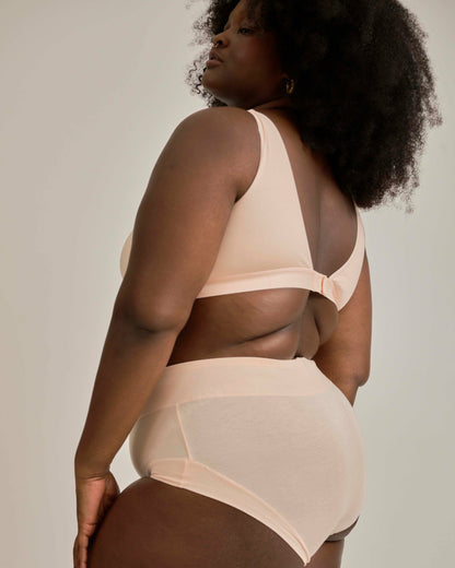 UltimateS Lounge Bra - Peach | Universal Standard