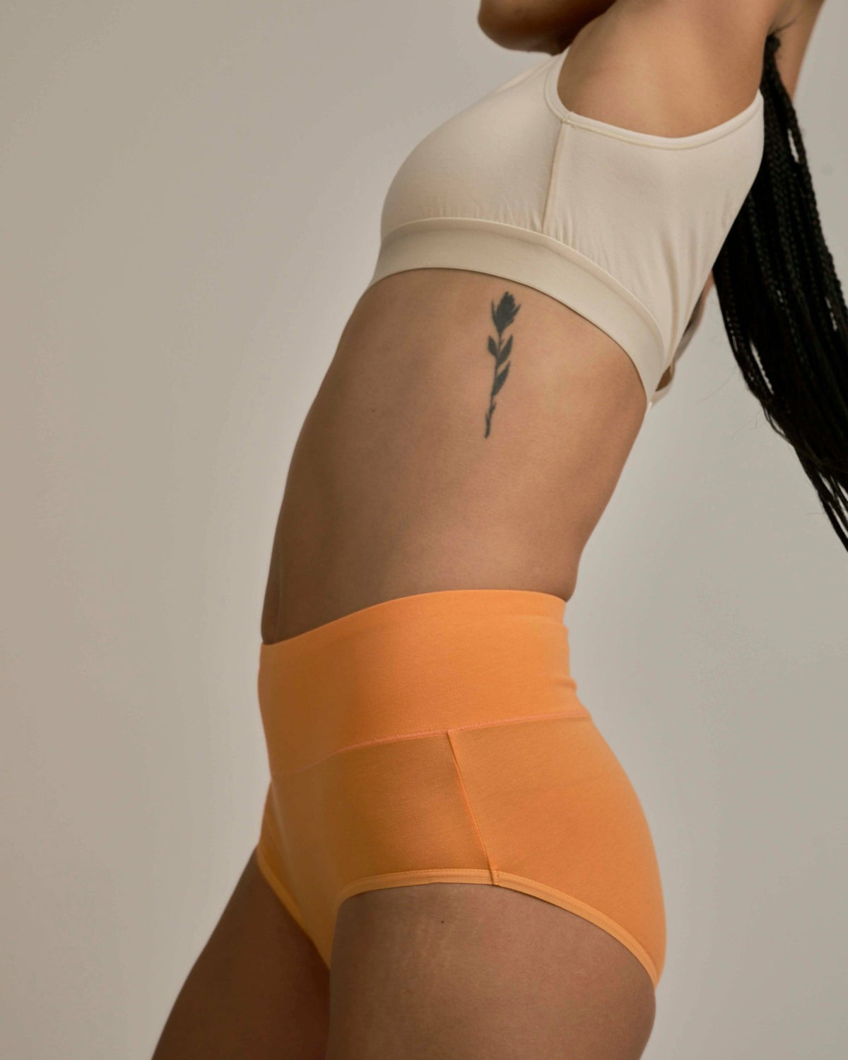 UltimateS Lounge Bra - Porcelain | Universal Standard