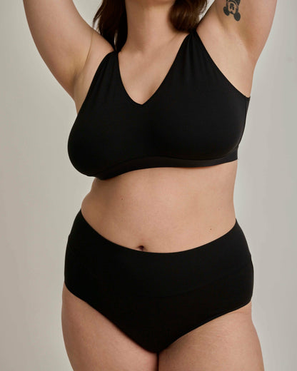UltimateS Lounge Bra - Black | Universal Standard