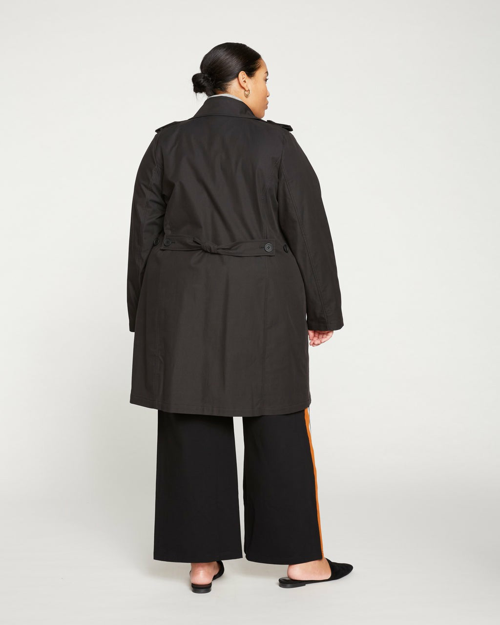 Derjon Trench Coat - Black | Universal Standard