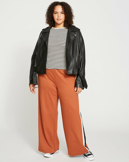 Leeron Leather Moto Jacket - Black | Universal Standard